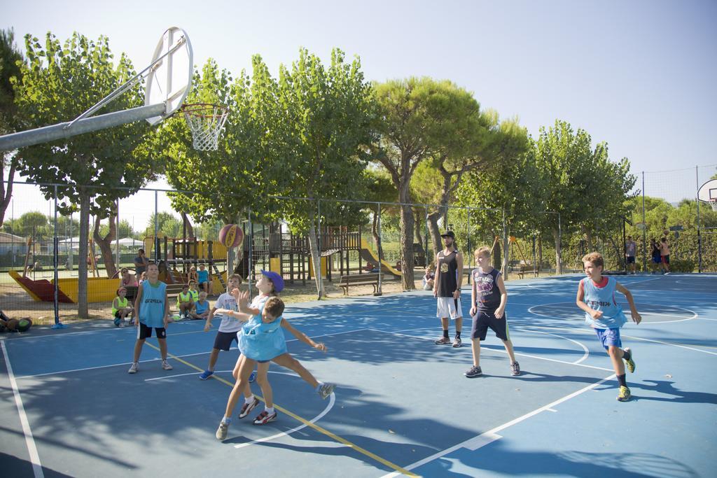 Numanablu Resort Sport Fun Kids 4 Stelle エクステリア 写真